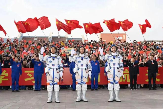 队27岁生日快乐！尊龙凯时航天员大(图11)