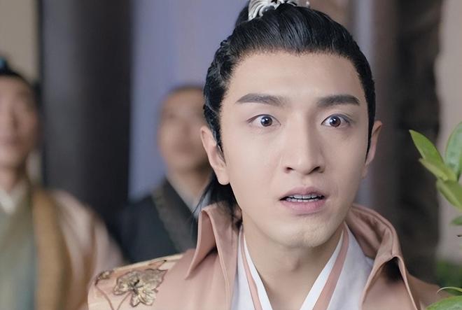 ：斜头歪脑硬演“仙侠美男”心疼这届观众！z6尊龙网站登录入口国产古装剧再现丑男(图9)