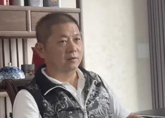 胖东来明星站台翻车创始人黑料曝光尊龙凯时人民网怒批!胖都来碰瓷(图11)